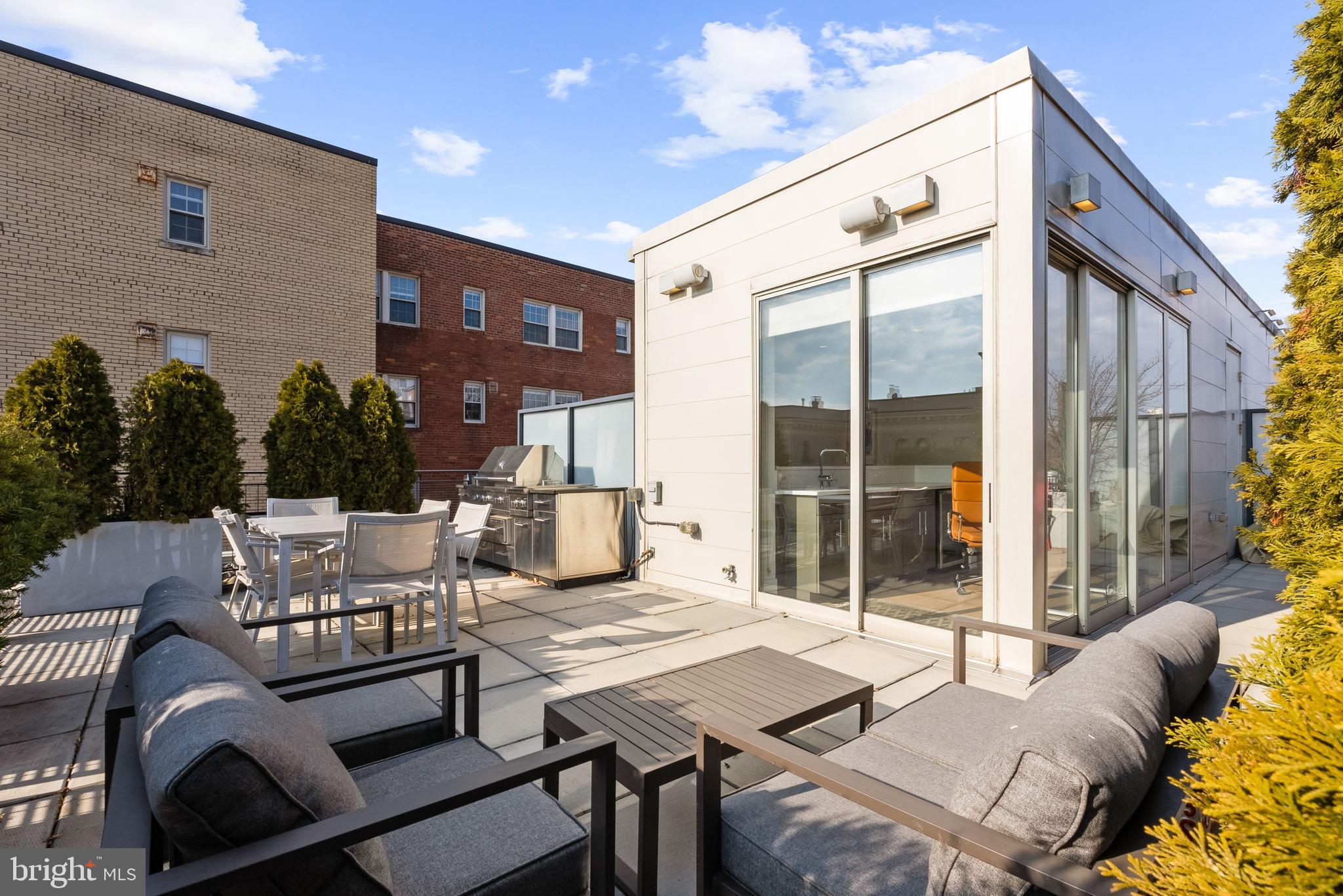 2225 California Street Northwest, Unit PH1 Washington, DC 20008 - Photo 22 of 31 a outdoor space with patio couch and table