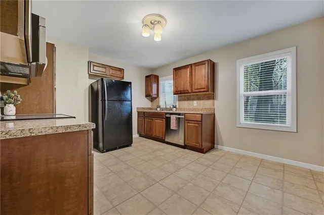 $250,000 | 11217 West 69th Terrace, Shawnee, KS 66203