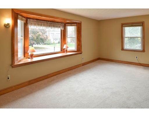 92 Linebrook Road Ipswich, MA 01938 - Photo 7 of 29 Gallery Image 7