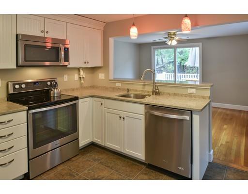 92 Linebrook Road Ipswich, MA 01938 - Photo 9 of 29 Gallery Image 9