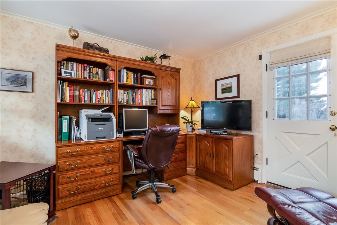 185 Old River Road Lincoln, RI 02865 - Photo 11 of 40 Gallery Image 11