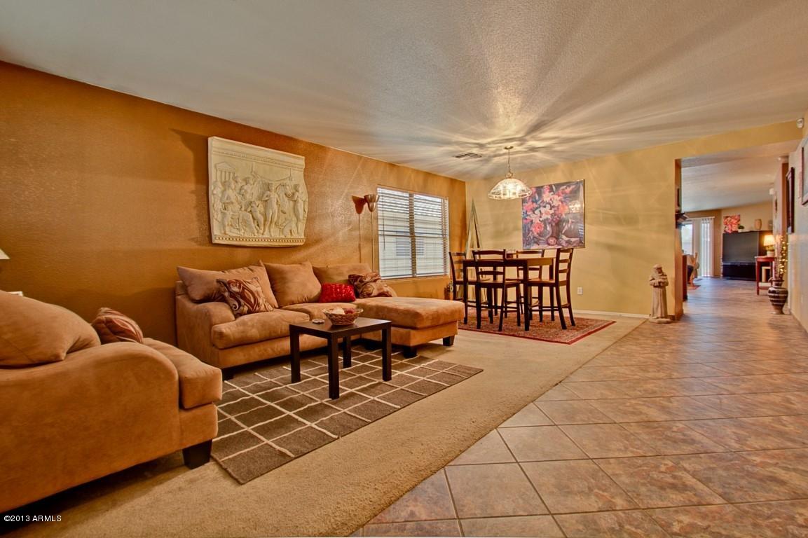 9705 West Cordes Road Tolleson, AZ 85353 - Photo 4 of 21 Cordes - 9705 (4)