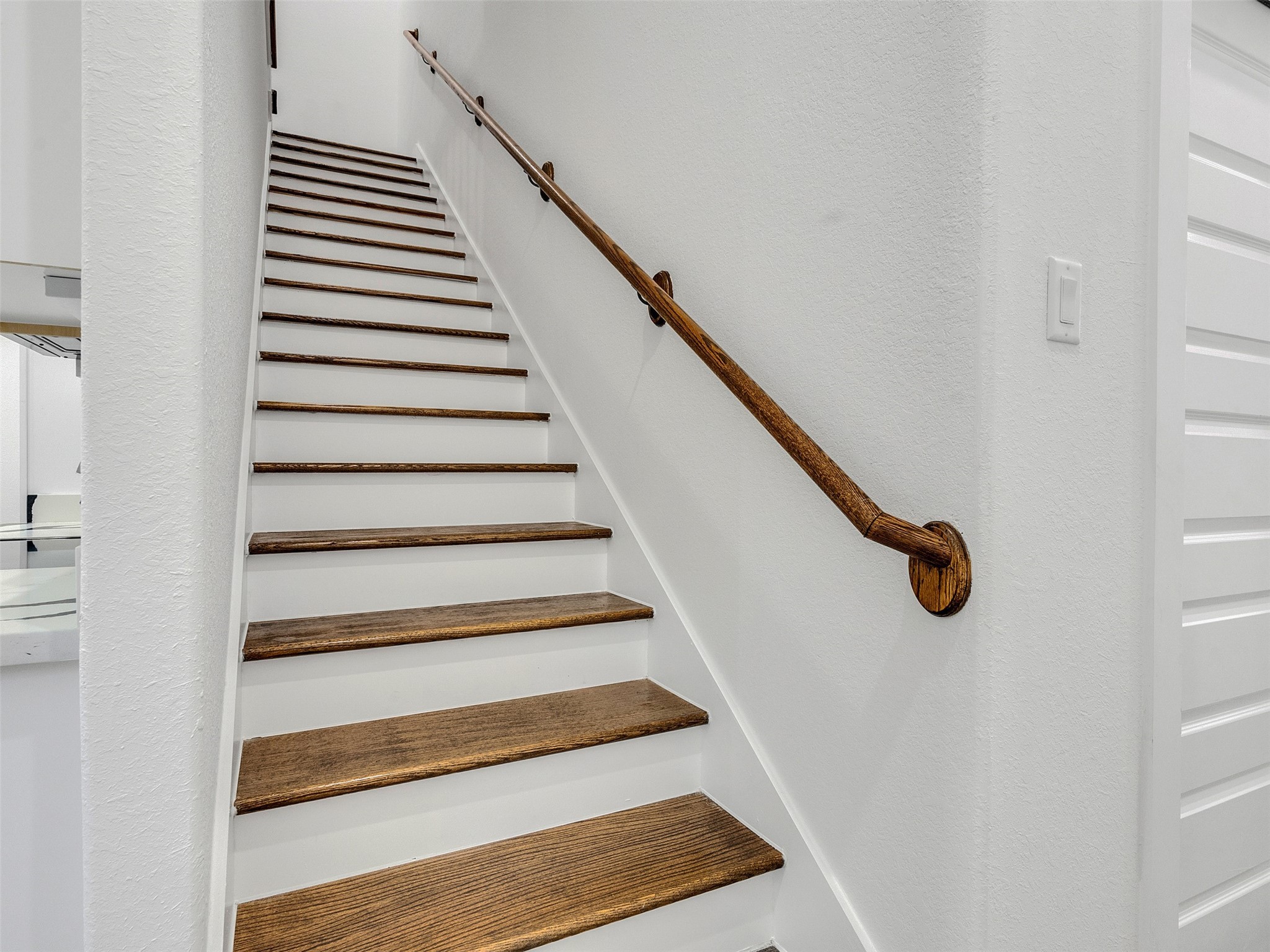 7358 Guadalcanal Road, Unit B Houston, TX 77033 - Photo 32 of 35 a view of entryway