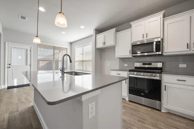 $2,250 | 15812 Culford Lane, Fort Worth, TX 76247