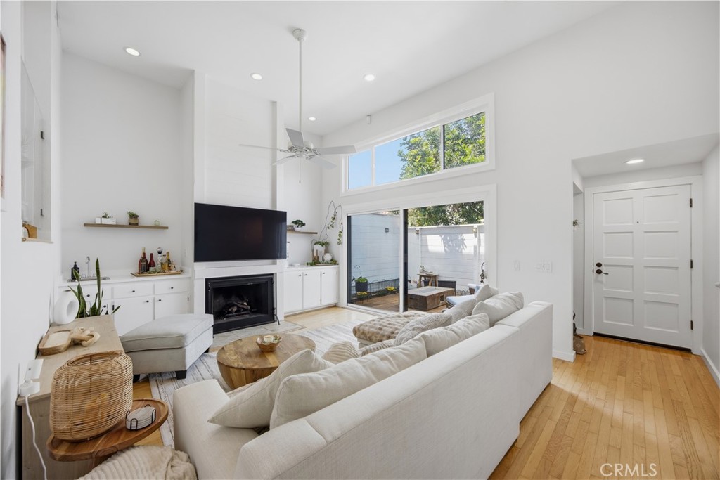 1911 Rockefeller Lane, Unit F Redondo Beach, CA 90278 - Photo 11 of 27