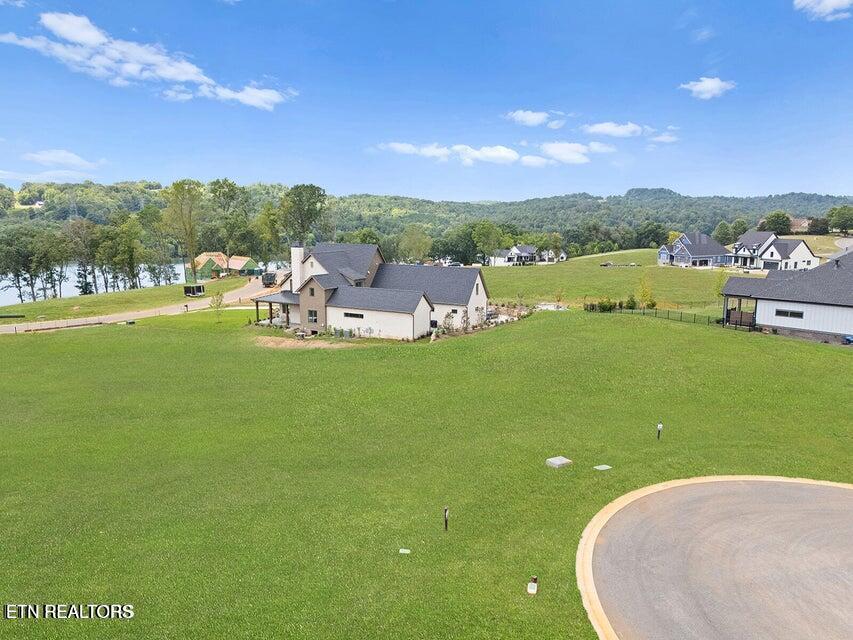 532 Ladybug Lane Loudon, TN 37774 - Photo 3 of 31 image