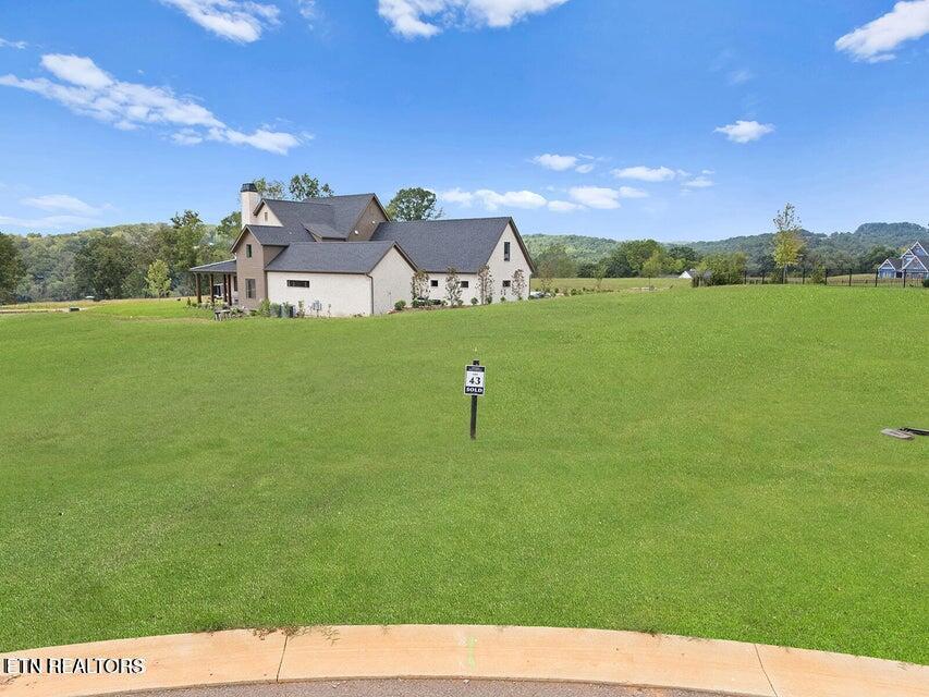 532 Ladybug Lane Loudon, TN 37774 - Photo 5 of 31 image