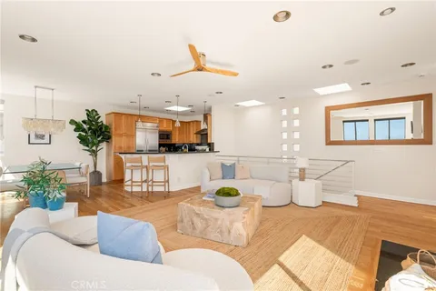 $3,198,000 | 209 41st Street, Manhattan Beach, CA 90266