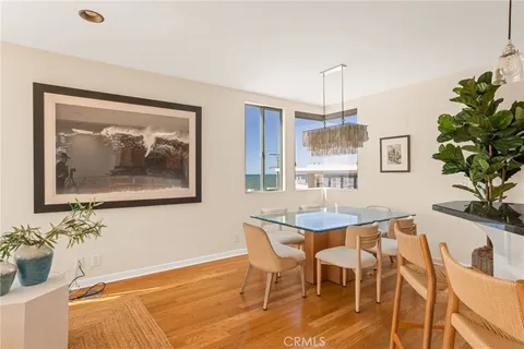 $3,198,000 | 209 41st Street, Manhattan Beach, CA 90266