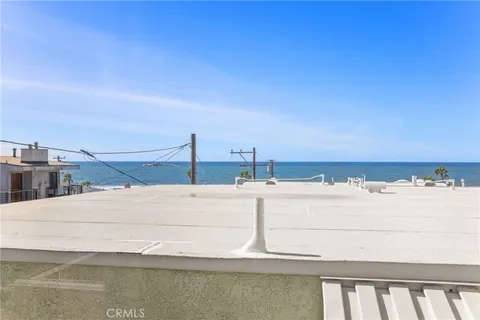 $3,198,000 | 209 41st Street, Manhattan Beach, CA 90266