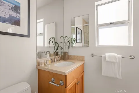 $3,198,000 | 209 41st Street, Manhattan Beach, CA 90266