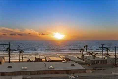 $3,198,000 | 209 41st Street, Manhattan Beach, CA 90266