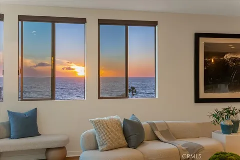 $3,198,000 | 209 41st Street, Manhattan Beach, CA 90266