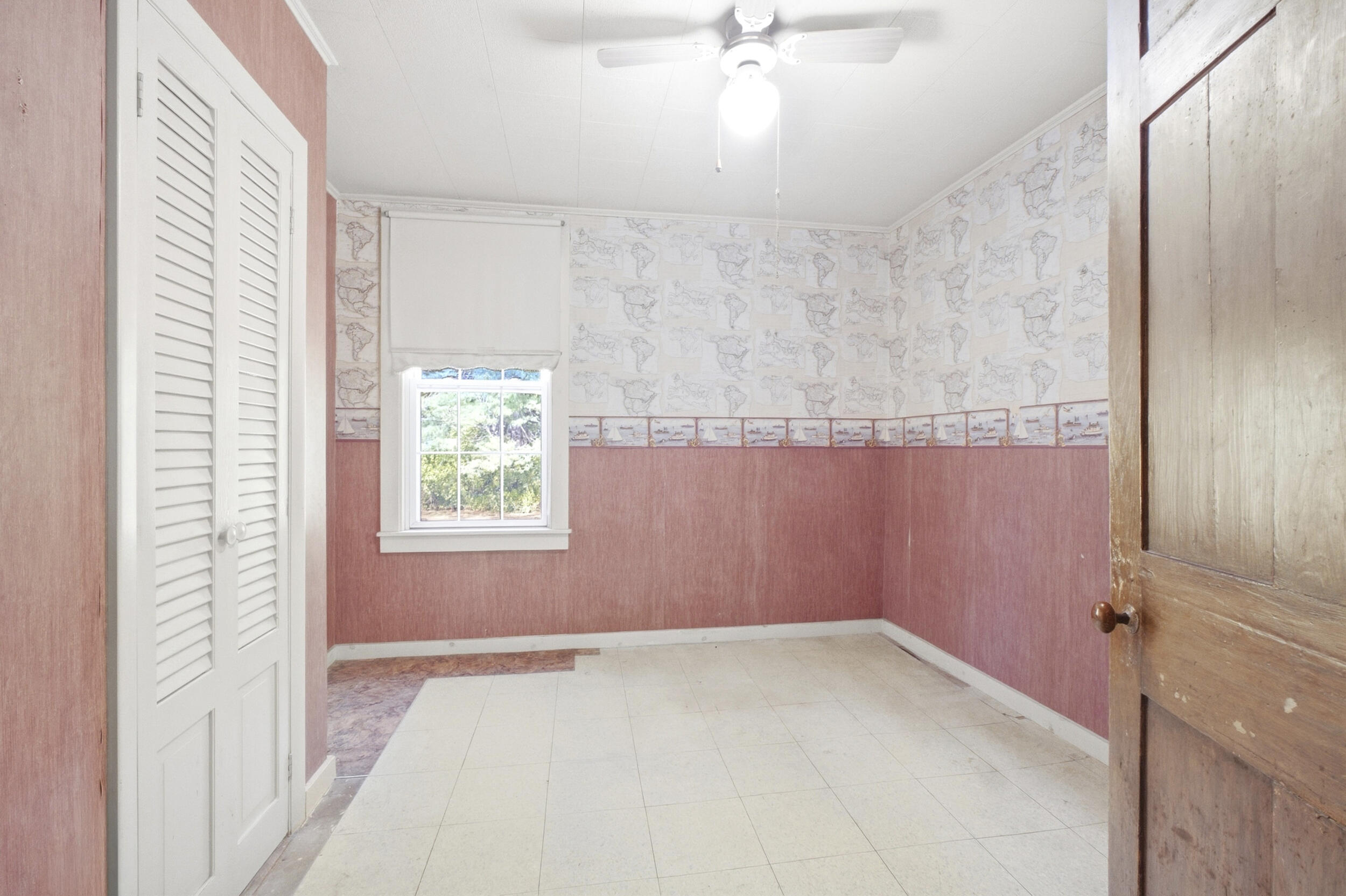 808 Royalsborough Road Durham, ME 04222 - Photo 16 of 51 808_royalsborough_rd-interior-14