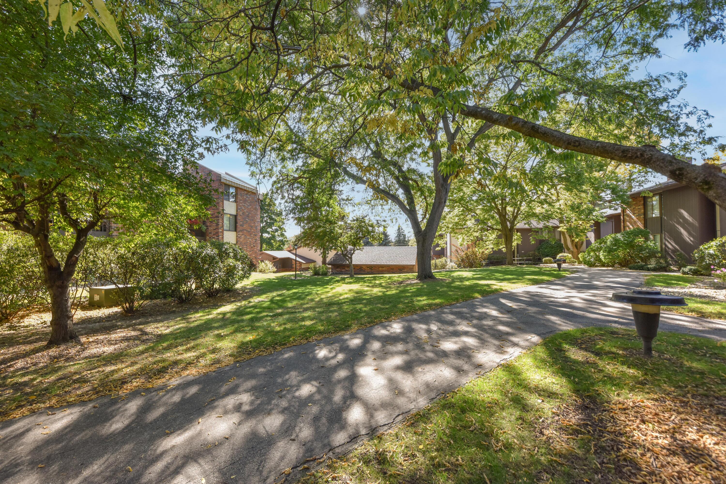 2450 Good Hope Road, Unit 49 Glendale, WI 53209 - Photo 27 of 27 Grounds