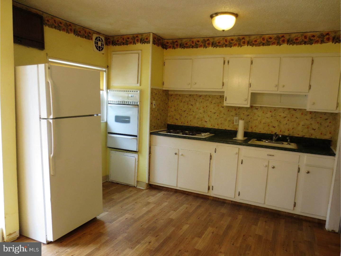 12215 Rambler Road Philadelphia, PA 19154 - Photo 4 of 9