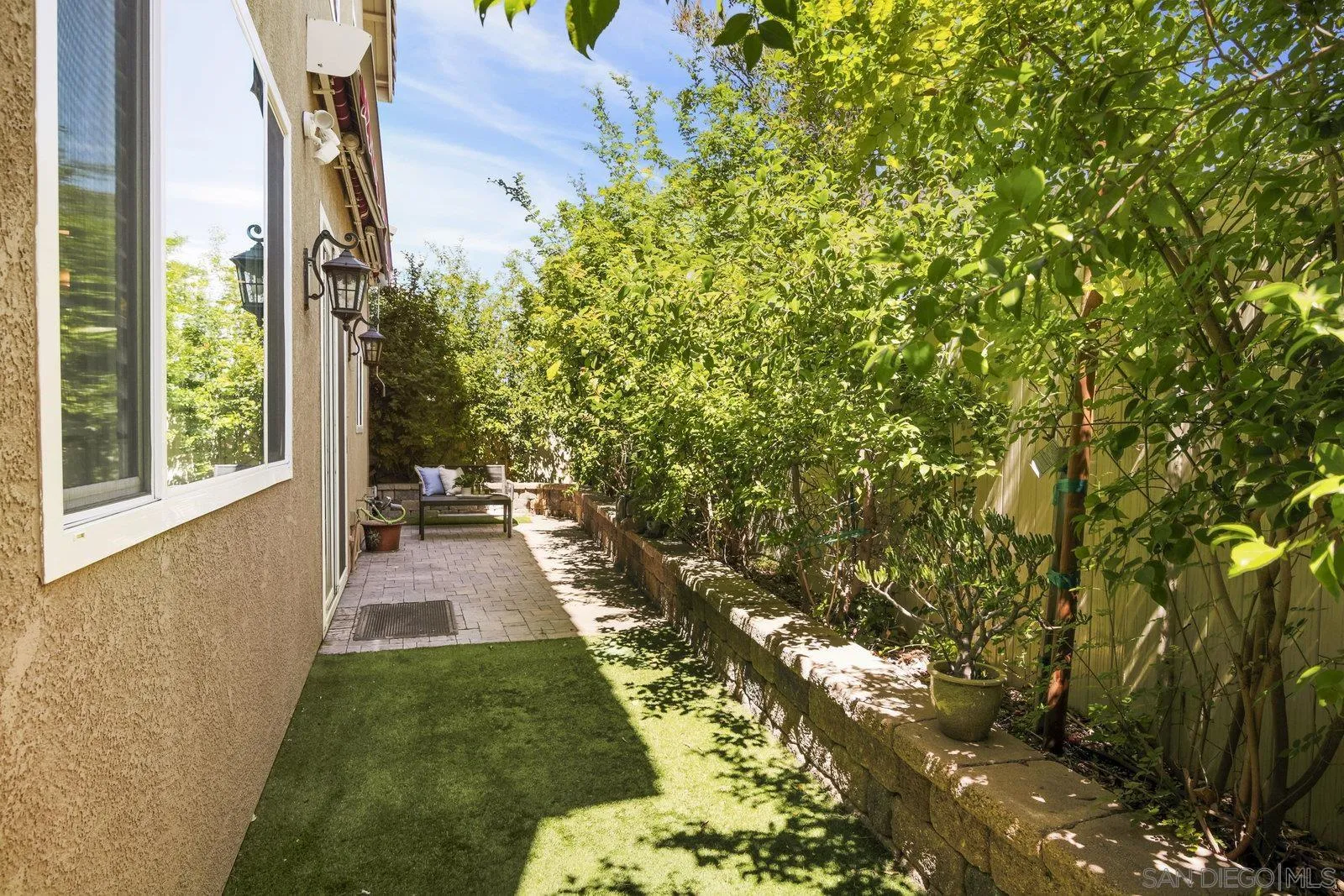 1385 Sunhaven Road Alpine, CA 91901 - Photo 23 of 32 a view of a yard