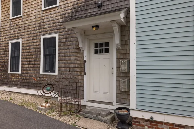 $1,850,000 | 25 South Mill Street, Portsmouth, NH 03801