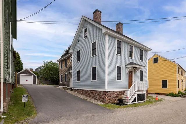 $1,850,000 | 25 South Mill Street, Portsmouth, NH 03801