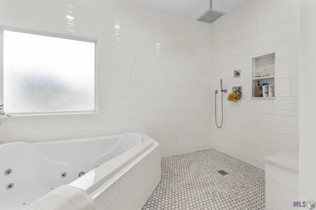 $495,000 | 6095 Royal Palms Court, Gonzales, LA 70737