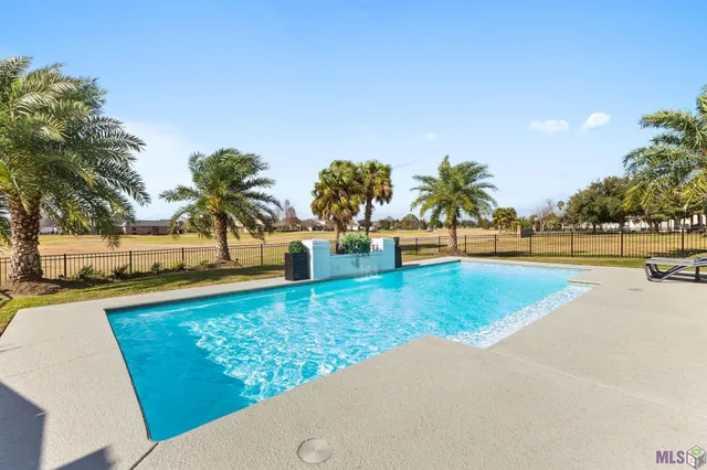 $495,000 | 6095 Royal Palms Court, Gonzales, LA 70737