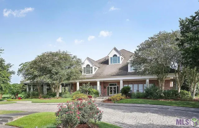 $495,000 | 6095 Royal Palms Court, Gonzales, LA 70737