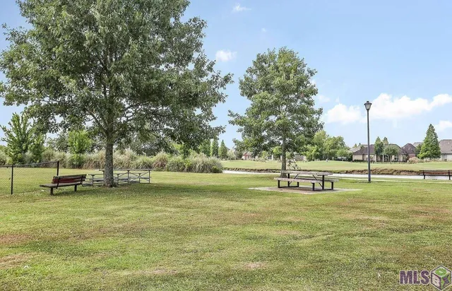 $495,000 | 6095 Royal Palms Court, Gonzales, LA 70737