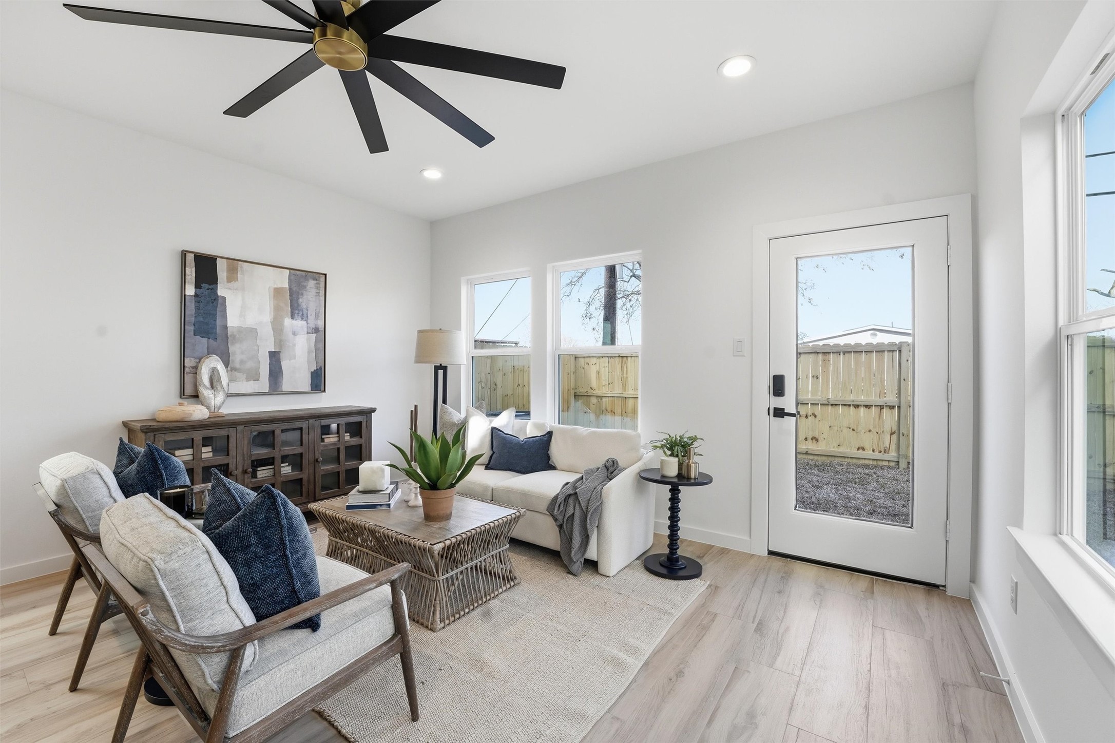 528 North 4th Street La Porte, TX 77571 - Photo 11 of 27 a living room with furniture and a wooden floor