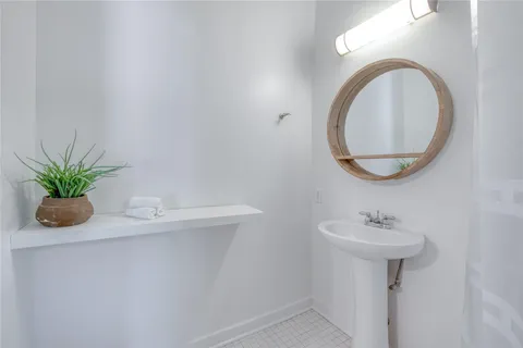 $995,000 | 708-712 Nowotny Lane, Austin, TX 78702