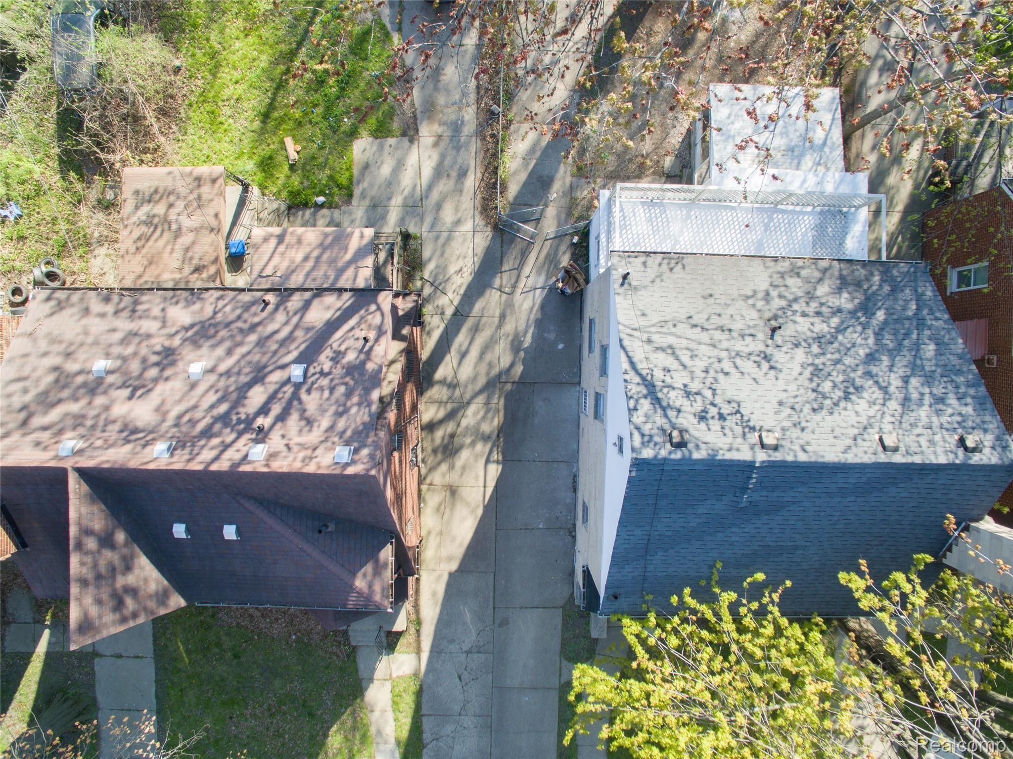 5229 Yorkshire Road Detroit, MI 48224 - Photo 59 of 59 Exterior-8.jpg
