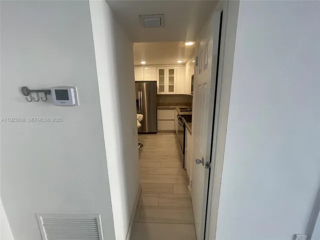 $2,500 | 6969 Collins Avenue, Unit 903, Miami Beach, FL 33141