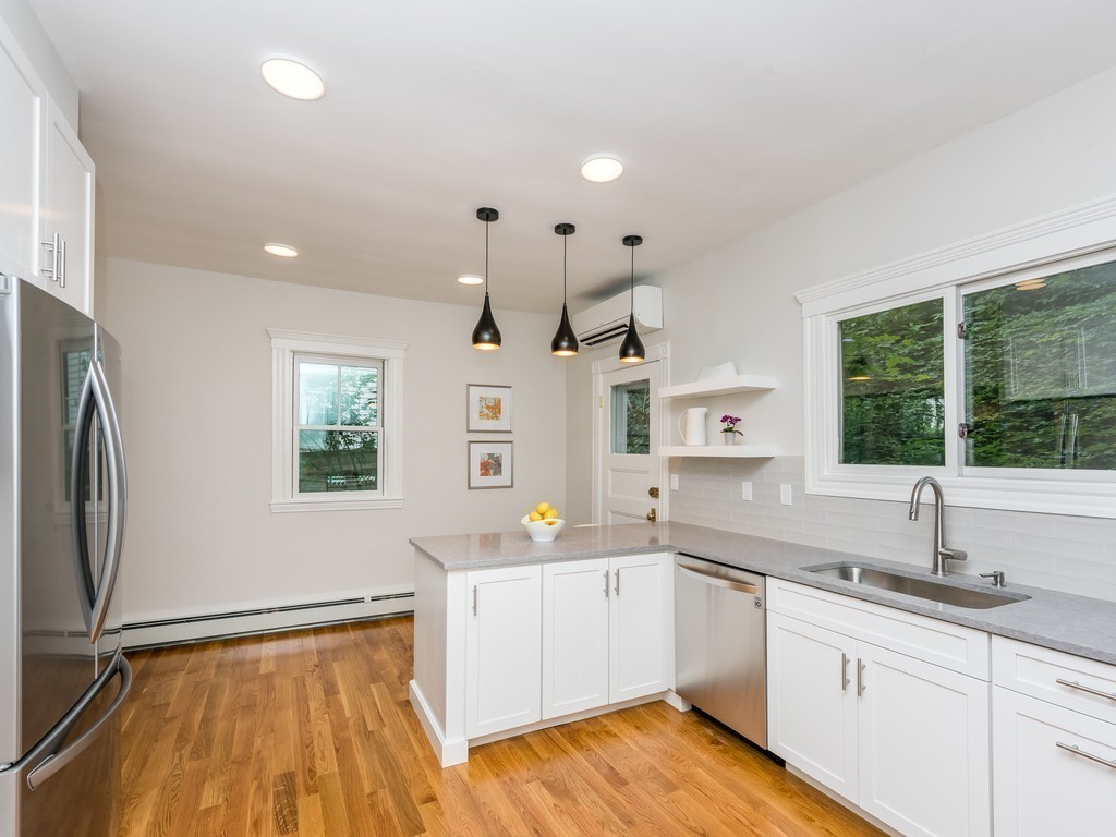 62 Atherton Road, Unit A Brookline, MA 02446 - Photo 9 of 28 Gallery Image 9