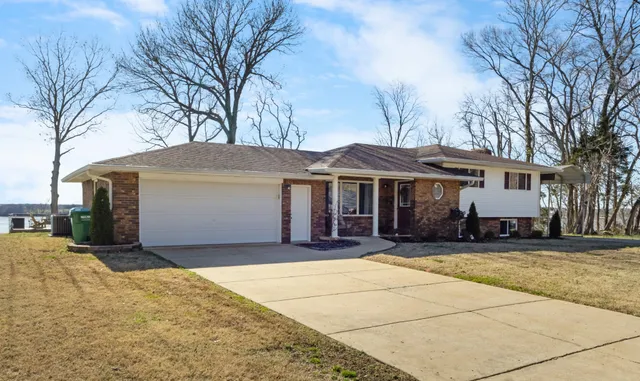 $629,000 | 591 Shore Drive, Big Sandy, TN 38221