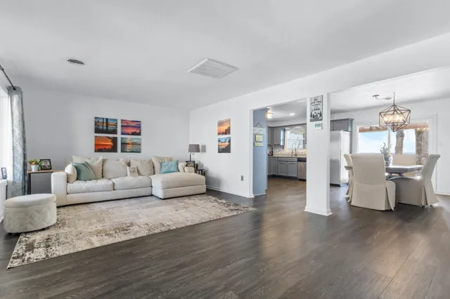 $629,000 | 591 Shore Drive, Big Sandy, TN 38221