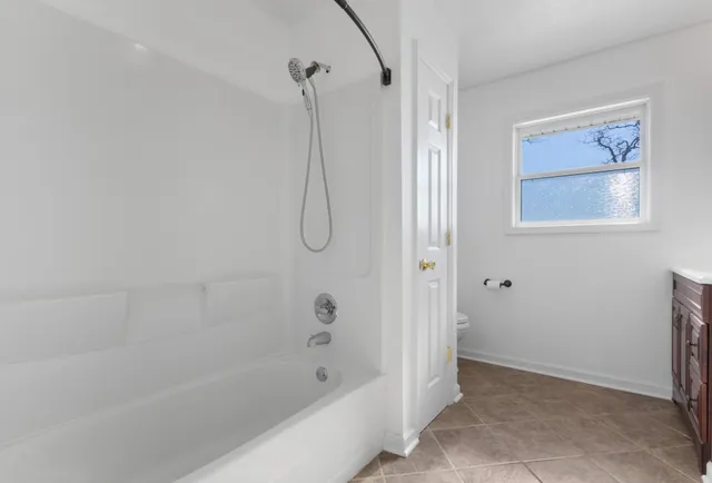 $629,000 | 591 Shore Drive, Big Sandy, TN 38221