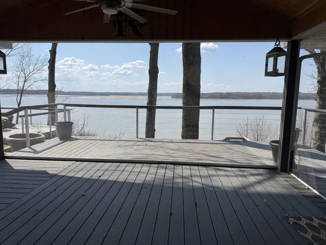 $629,000 | 591 Shore Drive, Big Sandy, TN 38221