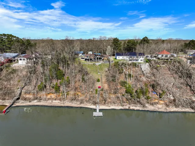 $629,000 | 591 Shore Drive, Big Sandy, TN 38221
