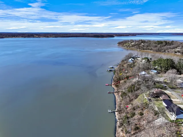 $629,000 | 591 Shore Drive, Big Sandy, TN 38221