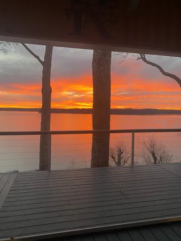 $629,000 | 591 Shore Drive, Big Sandy, TN 38221