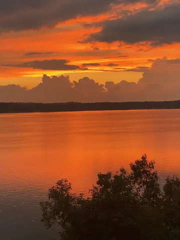 $629,000 | 591 Shore Drive, Big Sandy, TN 38221