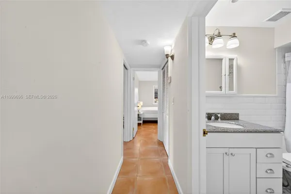 $4,000 | 6815 Edgewater Drive, Unit 108, Coral Gables, FL 33133