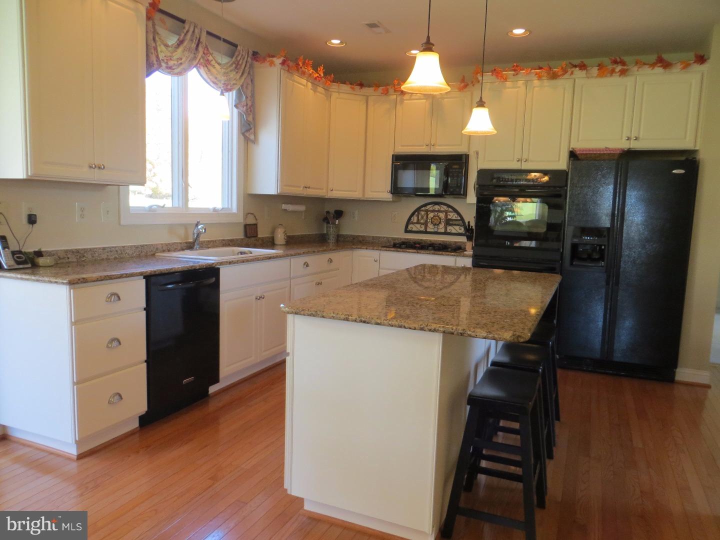 101 Salford Way Telford, PA 18969 - Photo 8 of 25