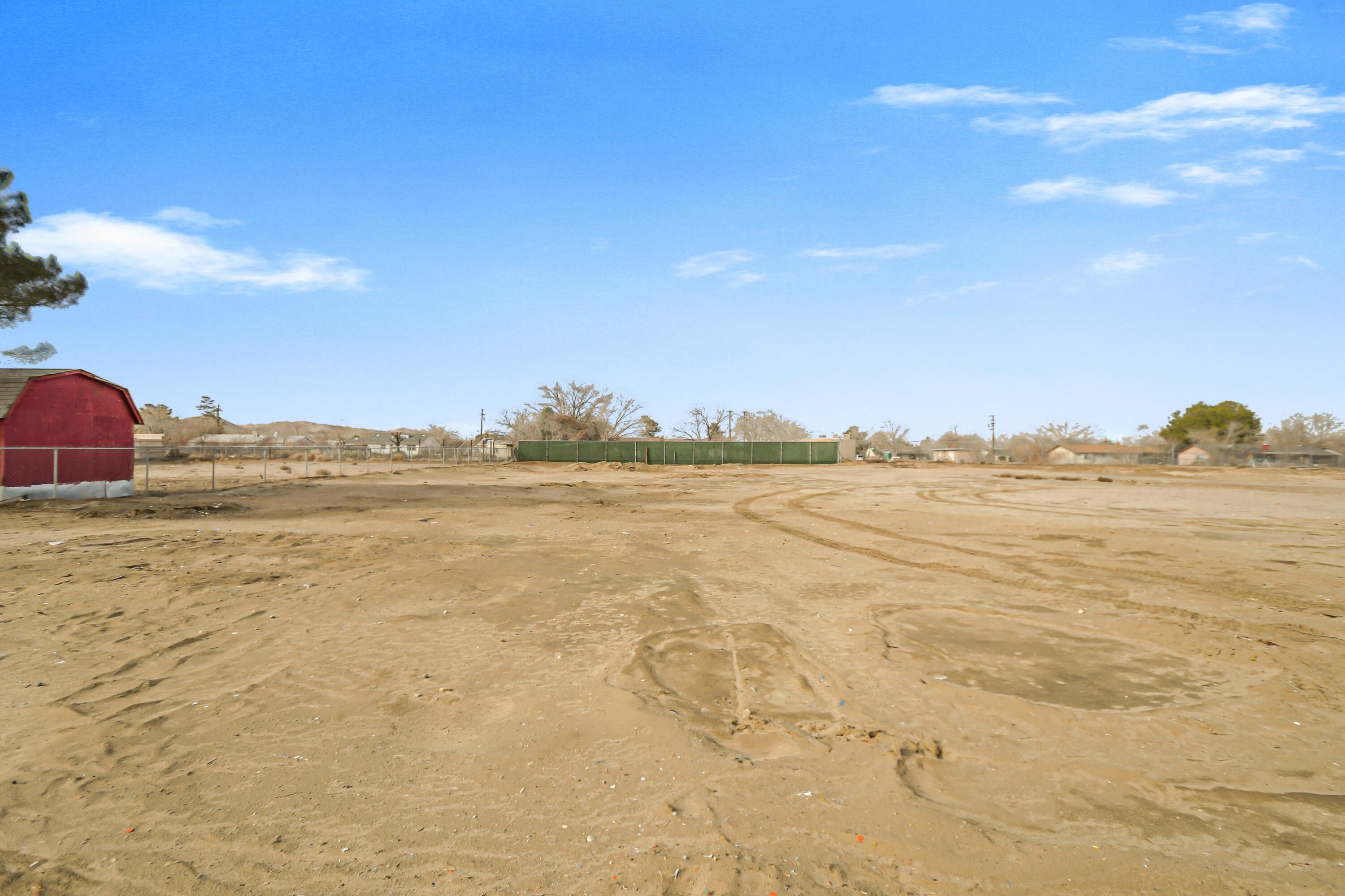 40611 178th Street East Lake Los Angeles, CA 93535 - Photo 13 of 14 a view of an ocean