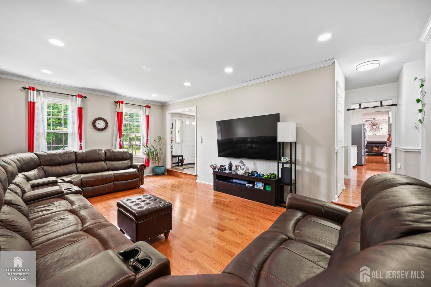 78 Henderson Road Kendall Park, NJ 08824 - Photo 9 of 40