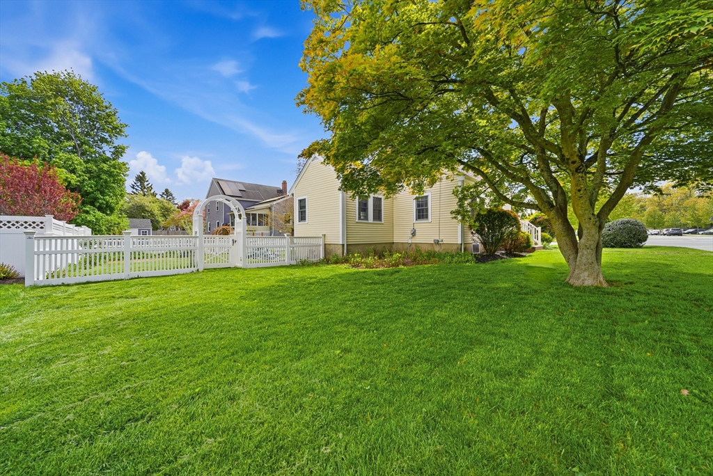 28 Myopia Road Stoneham, MA 02180 - Photo 40 of 42