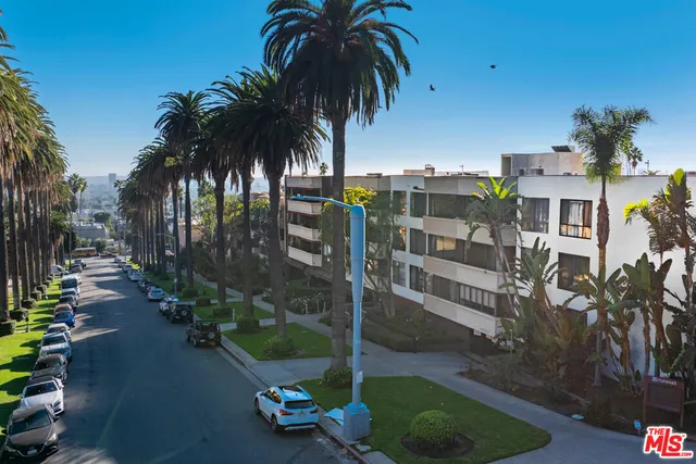 $685,000 | 1745 Camino Palmero Street, Unit 104, Los Angeles, CA 90046