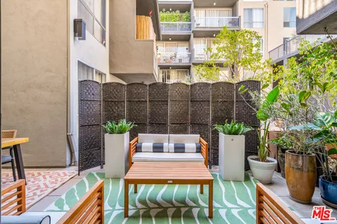 $674,500 | 1745 Camino Palmero Street, Unit 104, Los Angeles, CA 90046