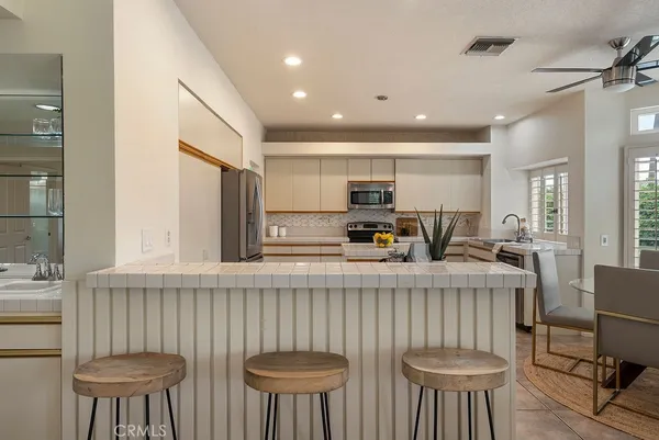 $750,000 | 368 Oakmont Drive, Palm Desert, CA 92211