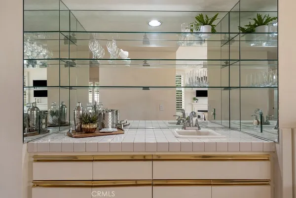 $750,000 | 368 Oakmont Drive, Palm Desert, CA 92211