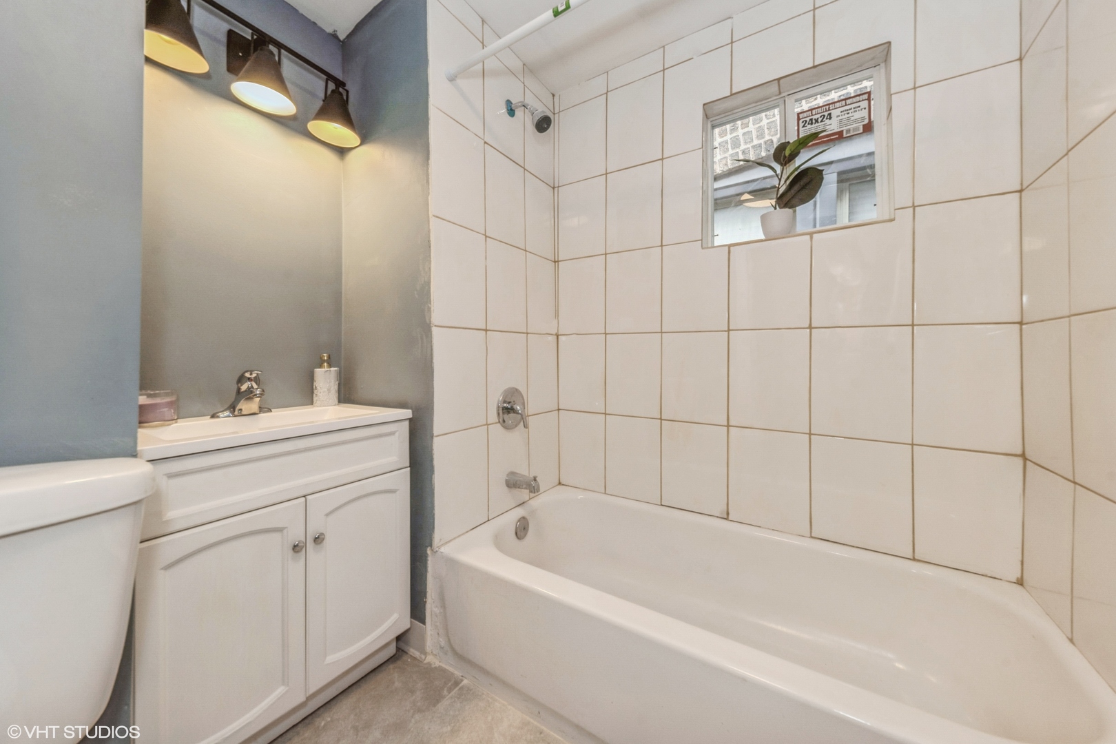7306 South May Street Chicago, IL 60621 - Photo 8 of 11 Gallery Image 8